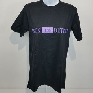 Look! 1996 Detroit T-shirt Size Small Black Purple